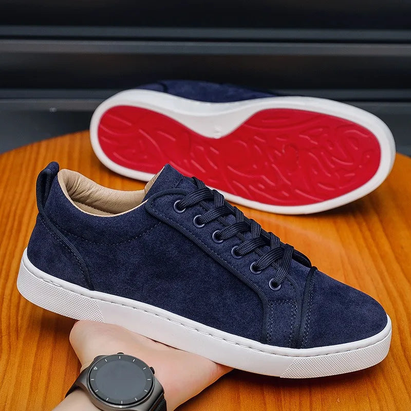 Core Black Sleek Urban Sneakers